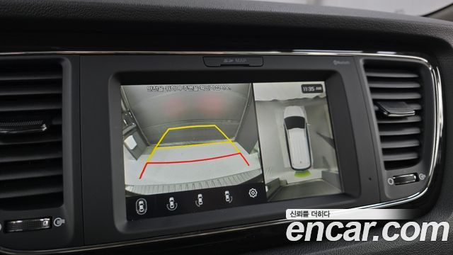 Kia Carnival 9-Seater Noblesse Special 2020 — фото 17
