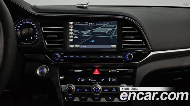 Hyundai Avante (AD) 1.6 Smart Choice 2020 — фото 13