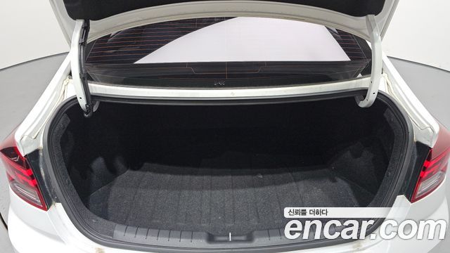 Hyundai Avante (AD) 1.6 Smart Choice 2020 — фото 20