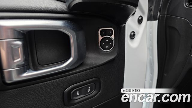 Jeep Wrangler (JL) 2.0 Rubicon Power Top 4Door 2024 — фото 13