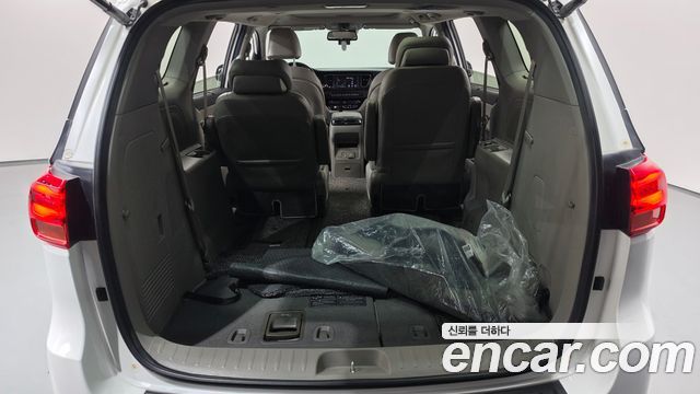 Kia Carnival 7-Seater Limousine President 2020 — фото 17