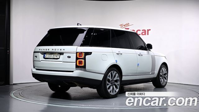 Land Rover Range Rover (IV) 5.0 SC AB 2021 — фото 2