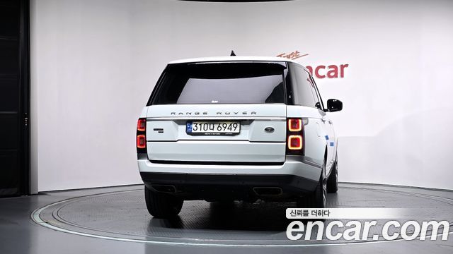 Land Rover Range Rover (IV) 5.0 SC AB 2021 — фото 4