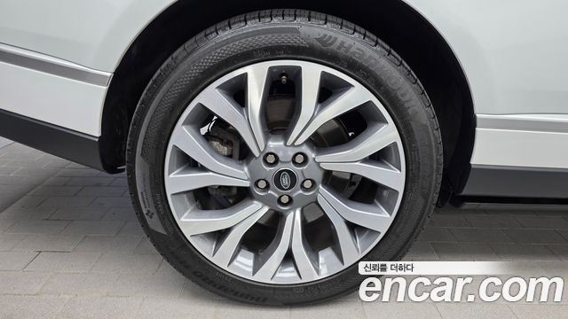 Land Rover Range Rover (IV) 5.0 SC AB 2021 — фото 5