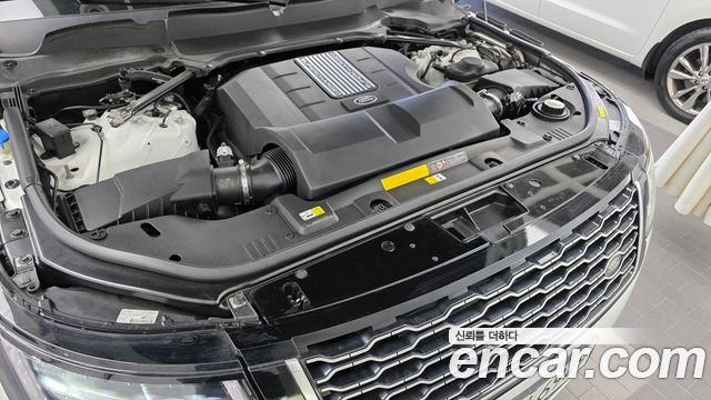 Land Rover Range Rover (IV) 5.0 SC AB 2021 — фото 6