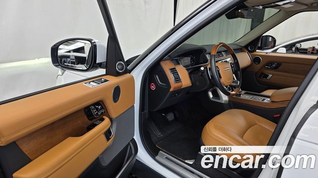 Land Rover Range Rover (IV) 5.0 SC AB 2021 — фото 10