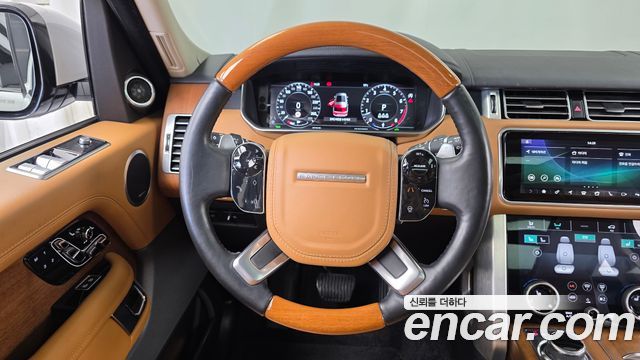 Land Rover Range Rover (IV) 5.0 SC AB 2021 — фото 12