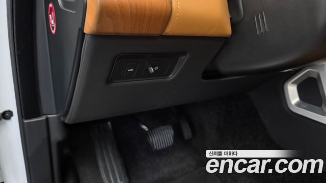 Land Rover Range Rover (IV) 5.0 SC AB 2021 — фото 28