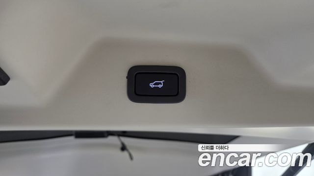 Land Rover Range Rover (IV) 5.0 SC AB 2021 — фото 32