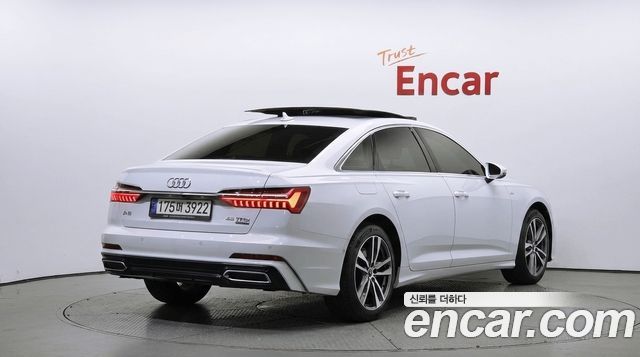 Audi A6 (C8) 45 TFSI Quattro Premium 2021 — фото 2