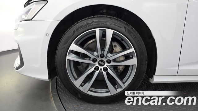 Audi A6 (C8) 45 TFSI Quattro Premium 2021 — фото 5