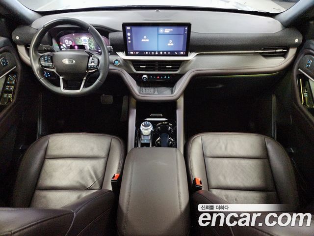 Ford Explorer (VI) 2.3 Platinum 4WD 2025 — фото 7