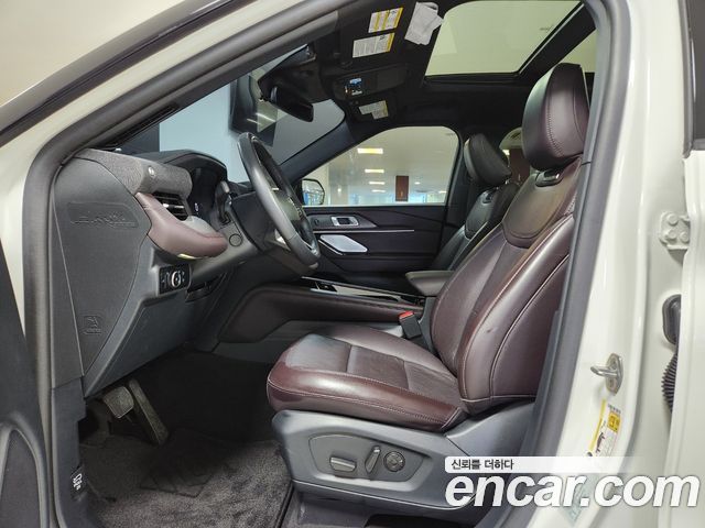 Ford Explorer (VI) 2.3 Platinum 4WD 2025 — фото 10
