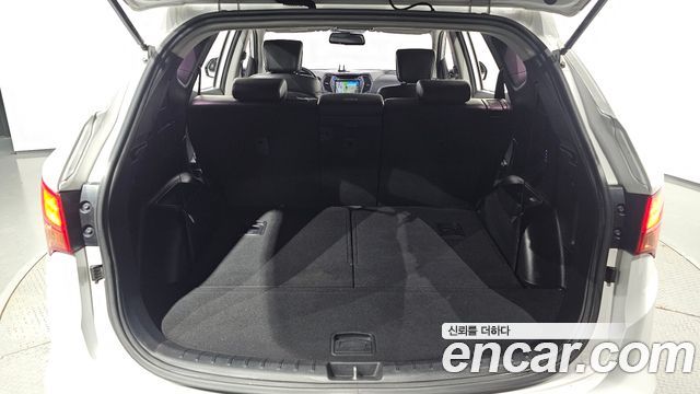 Hyundai Santa Fe (DM) Diesel(e-VGT) 2.0 2WD Morden 2015 — фото 16
