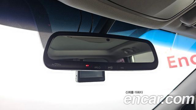 Hyundai Santa Fe (DM) Diesel(e-VGT) 2.0 2WD Morden 2015 — фото 17