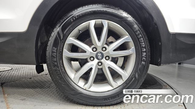 Hyundai Santa Fe (DM) Diesel(e-VGT) 2.0 2WD Morden 2015 — фото 21