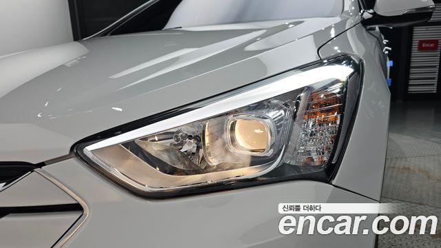 Hyundai Santa Fe (DM) Diesel(e-VGT) 2.0 2WD Morden 2015 — фото 22