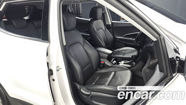 Hyundai Santa Fe (DM) Diesel(e-VGT) 2.0 2WD Morden 2015 — фото 26