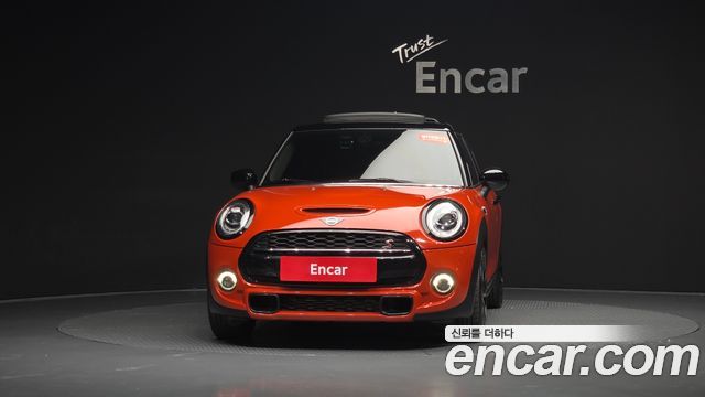 MINI Cooper S 5Door HIGH 3rd 2021 — фото 3