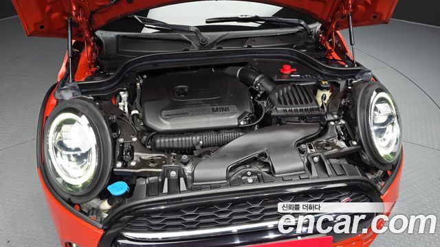 MINI Cooper S 5Door HIGH 3rd 2021 — фото 6