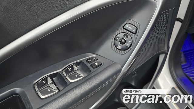 Hyundai Santa Fe The Prime Diesel 2.0 2WD Exclusive 2017 — фото 24
