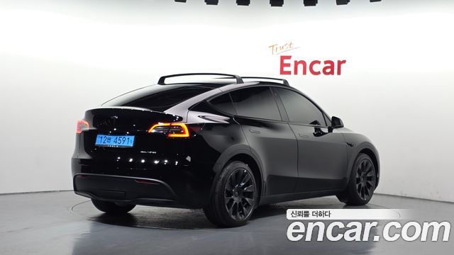 Tesla Model Y Long Range AWD 2022 — фото 2