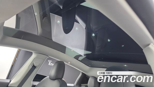 Tesla Model Y Long Range AWD 2022 — фото 20