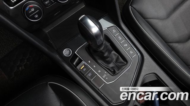 Volkswagen Tiguan (II) 2.0 TDI Prestige 2020 — фото 9