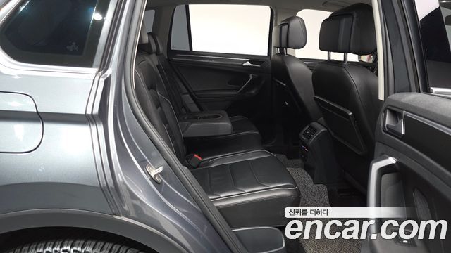 Volkswagen Tiguan (II) 2.0 TDI Prestige 2020 — фото 11