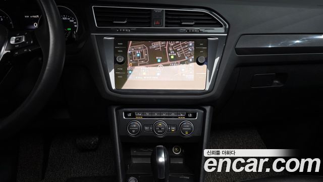 Volkswagen Tiguan (II) 2.0 TDI Prestige 2020 — фото 14