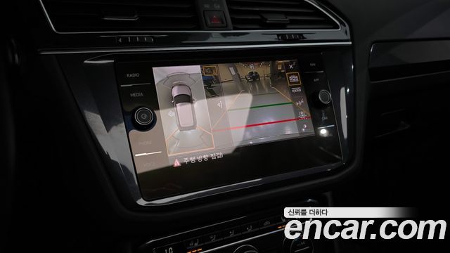 Volkswagen Tiguan (II) 2.0 TDI Prestige 2020 — фото 15