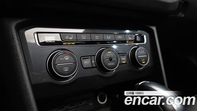 Volkswagen Tiguan (II) 2.0 TDI Prestige 2020 — фото 31