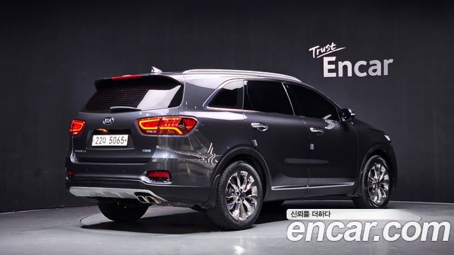 Kia Sorento Diesel 2.0 2WD Noblesse 2019 — фото 2