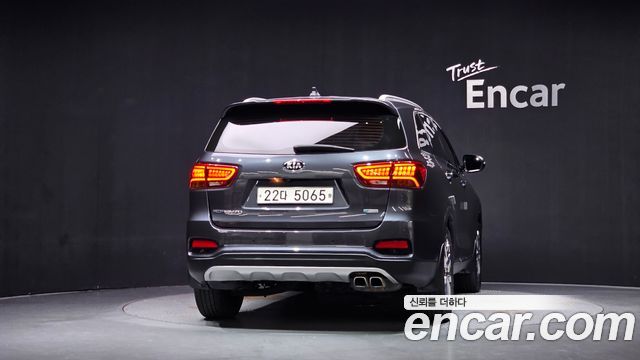 Kia Sorento Diesel 2.0 2WD Noblesse 2019 — фото 4