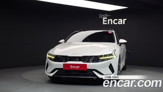 Kia K5 Hybrid (III) Signature 2022 — фото 3