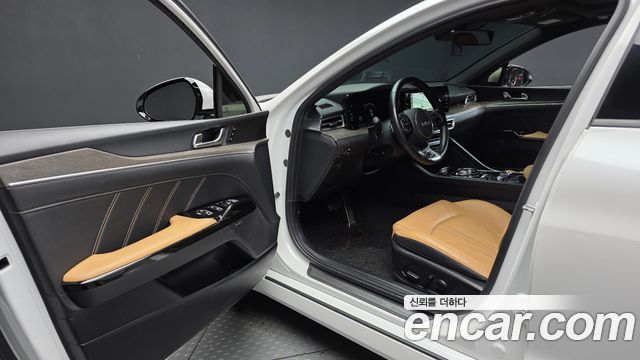 Kia K5 Hybrid (III) Signature 2022 — фото 10