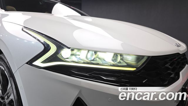 Kia K5 Hybrid (III) Signature 2022 — фото 22