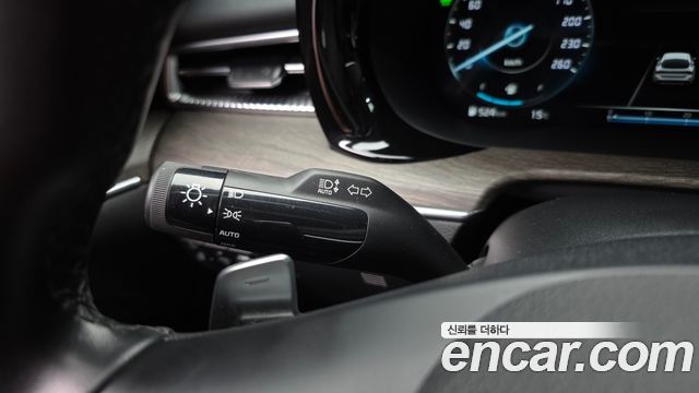 Kia K5 Hybrid (III) Signature 2022 — фото 31