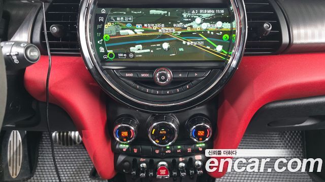 MINI Cooper S JCW 3rd Generation 2019 — фото 19