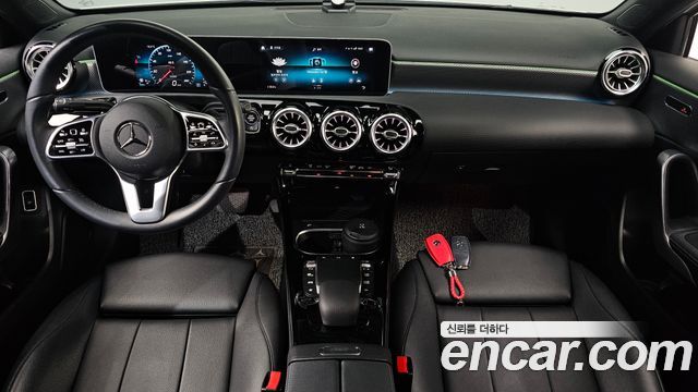 Mercedes-Benz A-Class (W177) A220 Sedan 2020 — фото 7