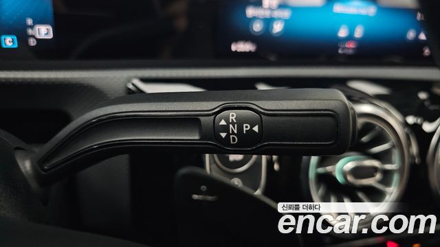 Mercedes-Benz A-Class (W177) A220 Sedan 2020 — фото 9