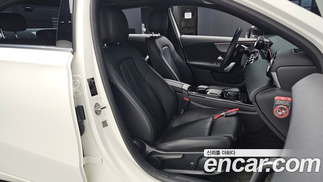 Mercedes-Benz A-Class (W177) A220 Sedan 2020 — фото 12