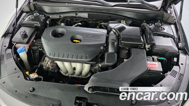 Kia K5 (II) LPI SX Luxury 2016 — фото 6