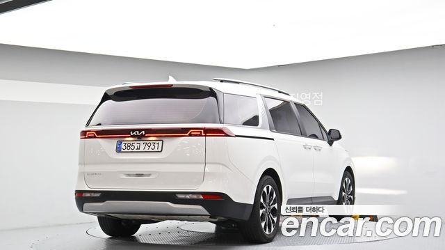 Kia Carnival (IV) Gasoline 9-Seater Prestige 2023 — фото 2