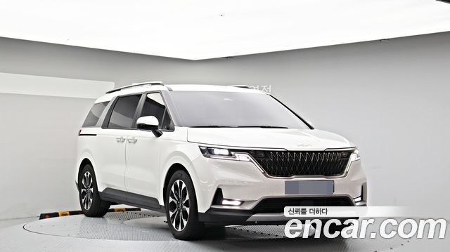 Kia Carnival (IV) Gasoline 9-Seater Prestige 2023 — фото 3