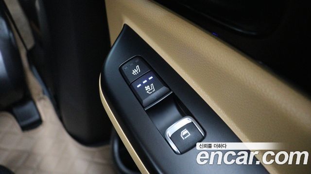 Kia Carnival (IV) Gasoline 9-Seater Prestige 2023 — фото 20