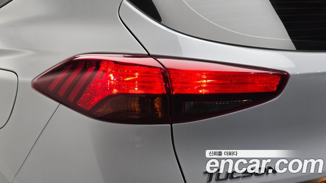 Hyundai Tucson Diesel 2.0 2WD Modern 2020 — фото 23