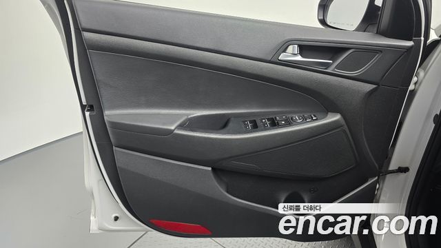 Hyundai Tucson Diesel 2.0 2WD Modern 2020 — фото 24