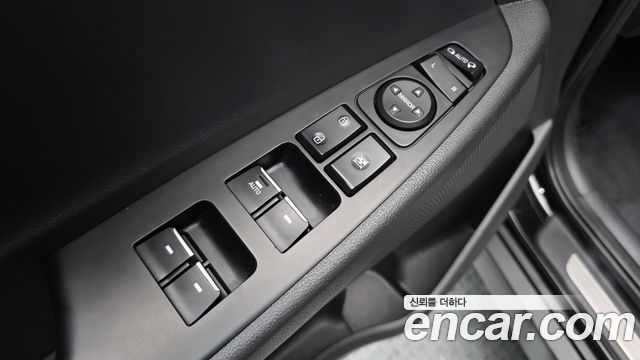 Hyundai Tucson Diesel 2.0 2WD Premium 2019 — фото 13
