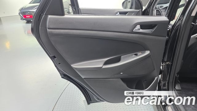 Hyundai Tucson Diesel 2.0 2WD Premium 2019 — фото 25